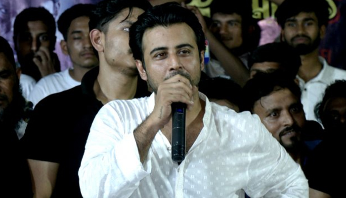 সিনেমা হল বানাবেন নিশো