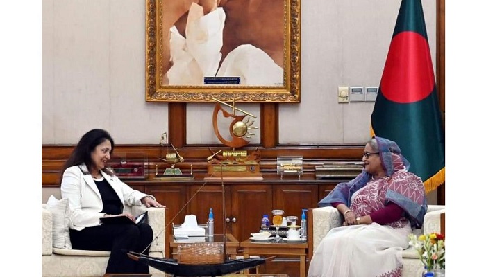 প্রধানমন্ত্রীর সঙ্গে সাক্ষাৎ করলেন উজরা জেয়া