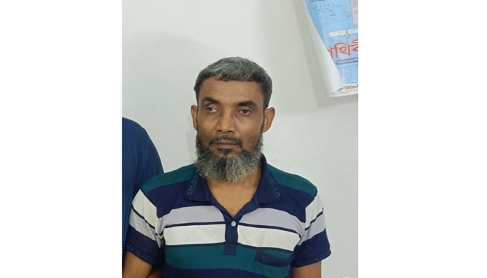 জঙ্গি সংগঠনের পরোয়ানাভুক্ত সদস্য গ্রেপ্তার