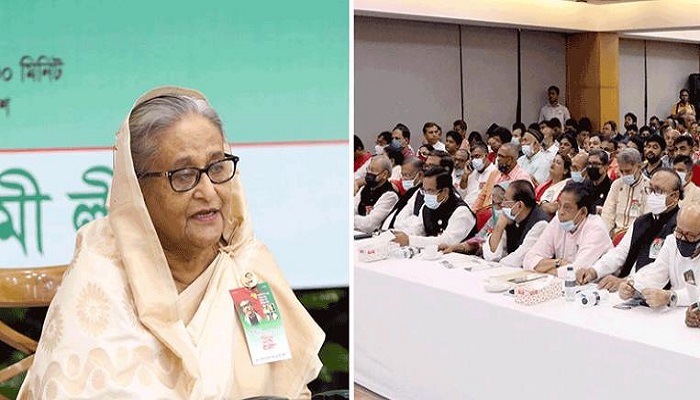 শেখ হাসিনার বার্তা নিয়ে এলাকায় আ.লীগ নেতারা