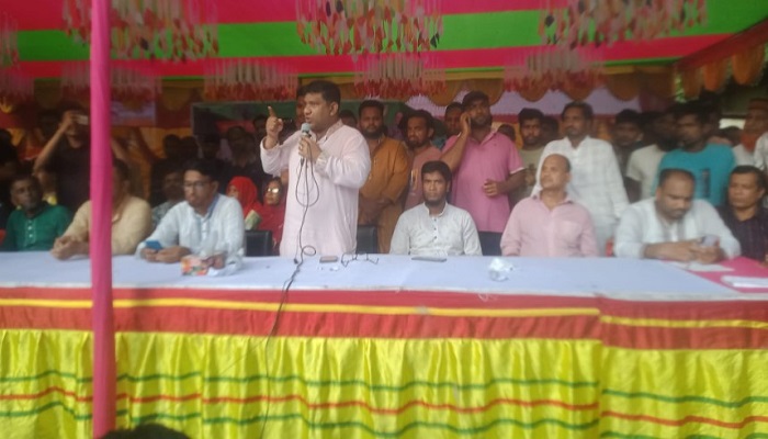 প্রধানমন্ত্রী শেখ হাসিনার নেতৃত্বে দেশে আজ অভূতপূর্ণ উন্নয়ন হয়েছে