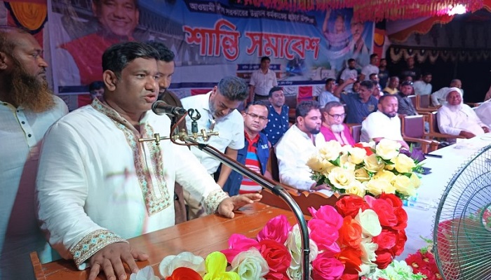 শেখ হাসিনার দূরদর্শী নেতৃত্বের কারণে উন্নয়নের সুফল পাচ্ছে মানুষ
