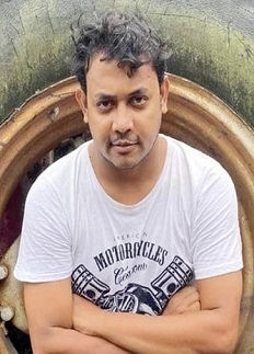 কৌতুক অভিনেতা রনিকে মারধর