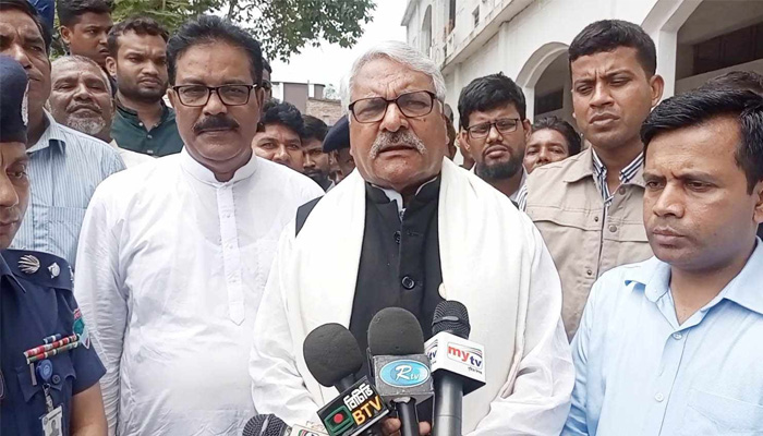 কোন দেশের অভ্যন্তরীণ ব্যাপারে হস্তক্ষেপ সমুচিত নয়