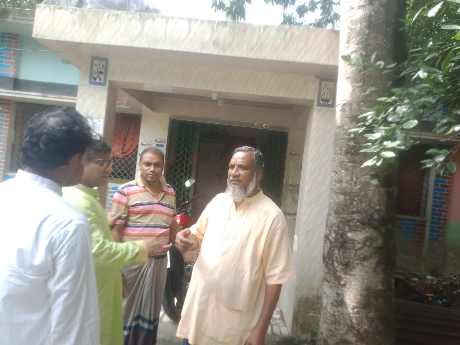 দিনভর গণসংযোগে আরিফুর রহমান দোলন