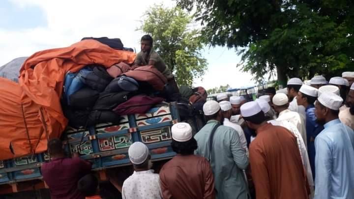 শীতের কম্বল গরমে বিতরণ করলেন সাবেক এমপি