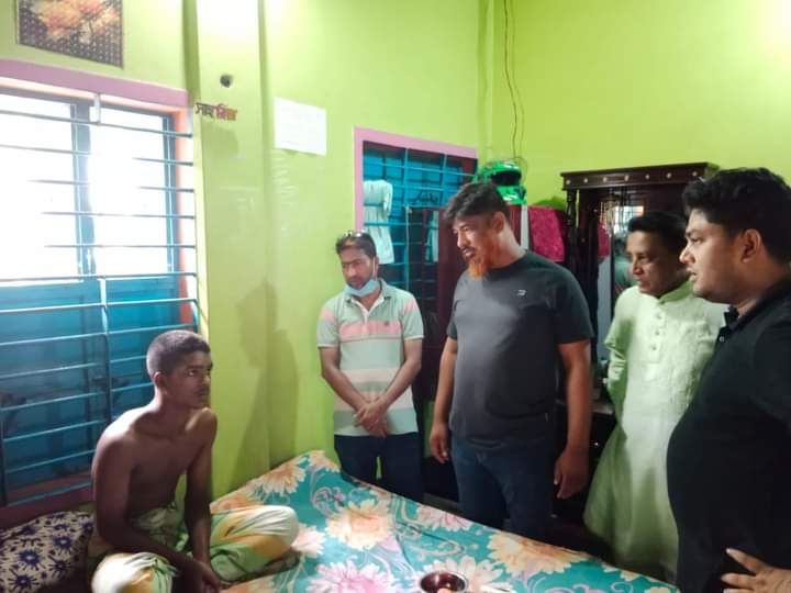 আলফাডাঙ্গা পৌর মেয়রের নেতৃত্বে মশক নিধন অভিযান