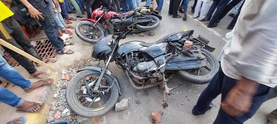 চট্টগ্রামে আ.লীগ প্রার্থীর নির্বাচনী কার্যালয় ভাঙচুর