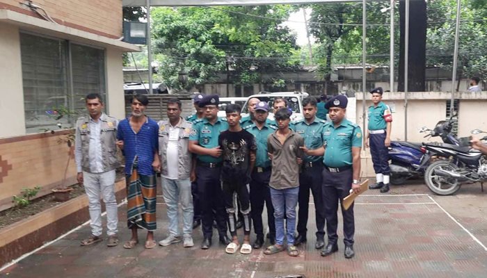 রাজধানীতে পুলিশ হত্যাকাণ্ডে ৩ ছিনতাইকারী জড়িত