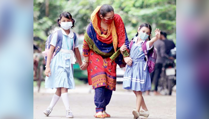 শিক্ষাপ্রতিষ্ঠান খুলেছে আজ : মানতে হবে ৫ নির্দেশনা