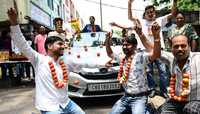 ভারতে টমেটোর রাজনীতি!