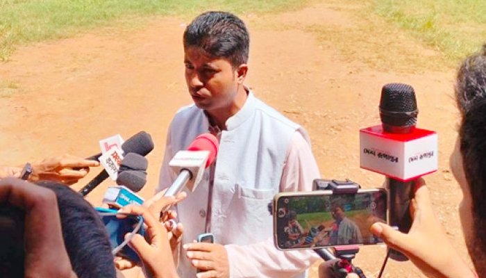 স্বতন্ত্র প্রার্থী তারেকুলের ভোট বর্জনের ঘোষণা