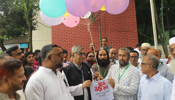 বই নকল করে ইন্টারনেটে ছড়িয়ে দিলে ব্যবস্থা