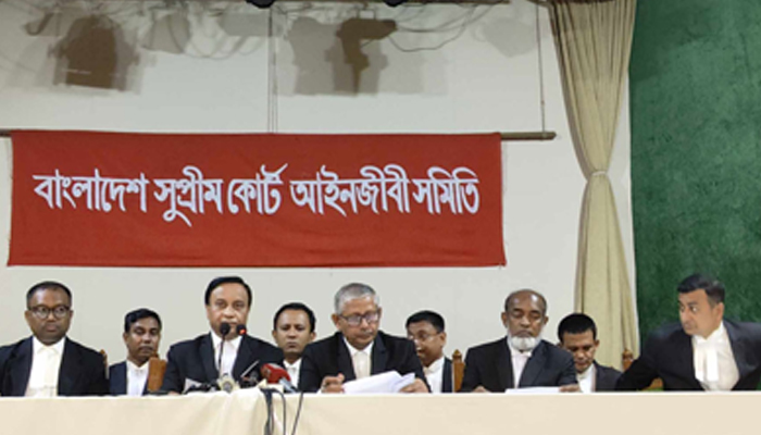 বিচারপতির পদত্যাগ দাবি আদালত আবমাননা