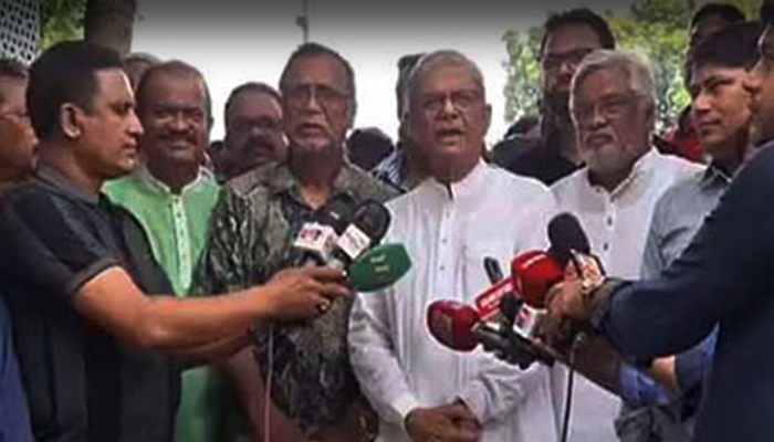 খালেদা জিয়াকে দেশের বাইরে নিন