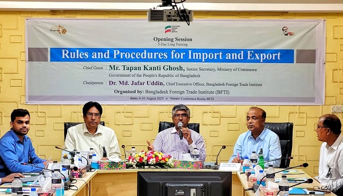 বাণিজ্য সংক্রান্ত চ্যালেঞ্জ মোকাবেলায় দক্ষতা উন্নয়নের বিকল্প নেই