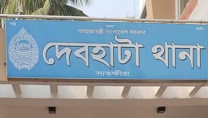দেবহাটায় দু’পক্ষের মারামারিতে আহত ৭