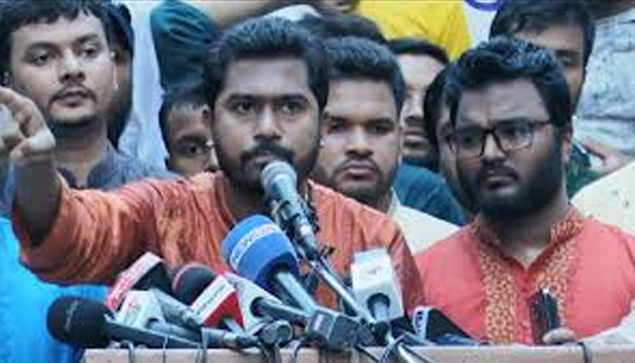 নুরের বিরুদ্ধে ডিবির মামলা