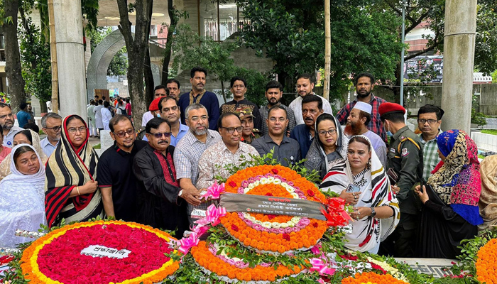 শেখ কামালের জন্মবার্ষিকীতে ডিএনসিসি'র শ্রদ্ধা