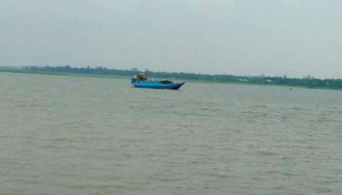 মেঘনায় নদীপথে চাঁদাবাজদের অভয়ারণ্য