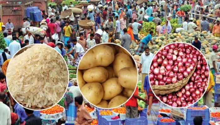 বৃষ্টির অজুহাতে ফের বাড়ছে দাম