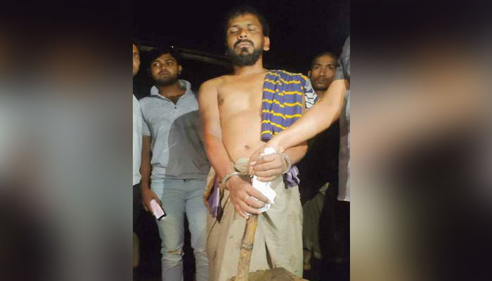বাবাকে পিটিয়ে হত্যা করলেন ছেলে