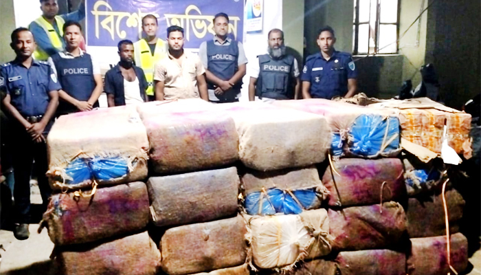 সুনামগঞ্জে ৮ লক্ষাধিক পিস ভারতীয় নাসির বিড়িসহ গ্রেপ্তার ২