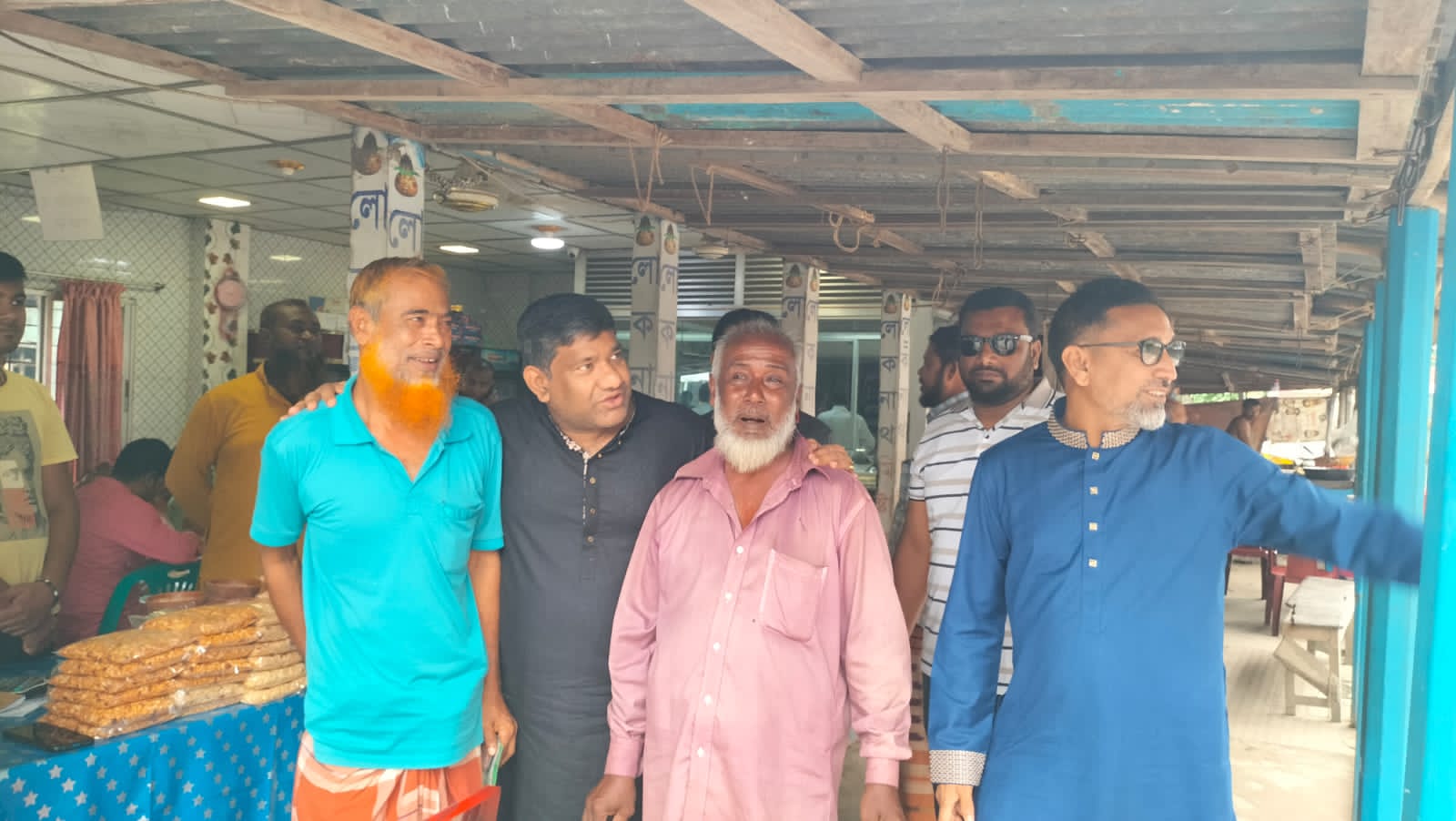 বঙ্গকন্যার সাড়ে ১৪ বছরে অভূতপূর্ব উন্নয়নের প্রচার করছেন দোলন