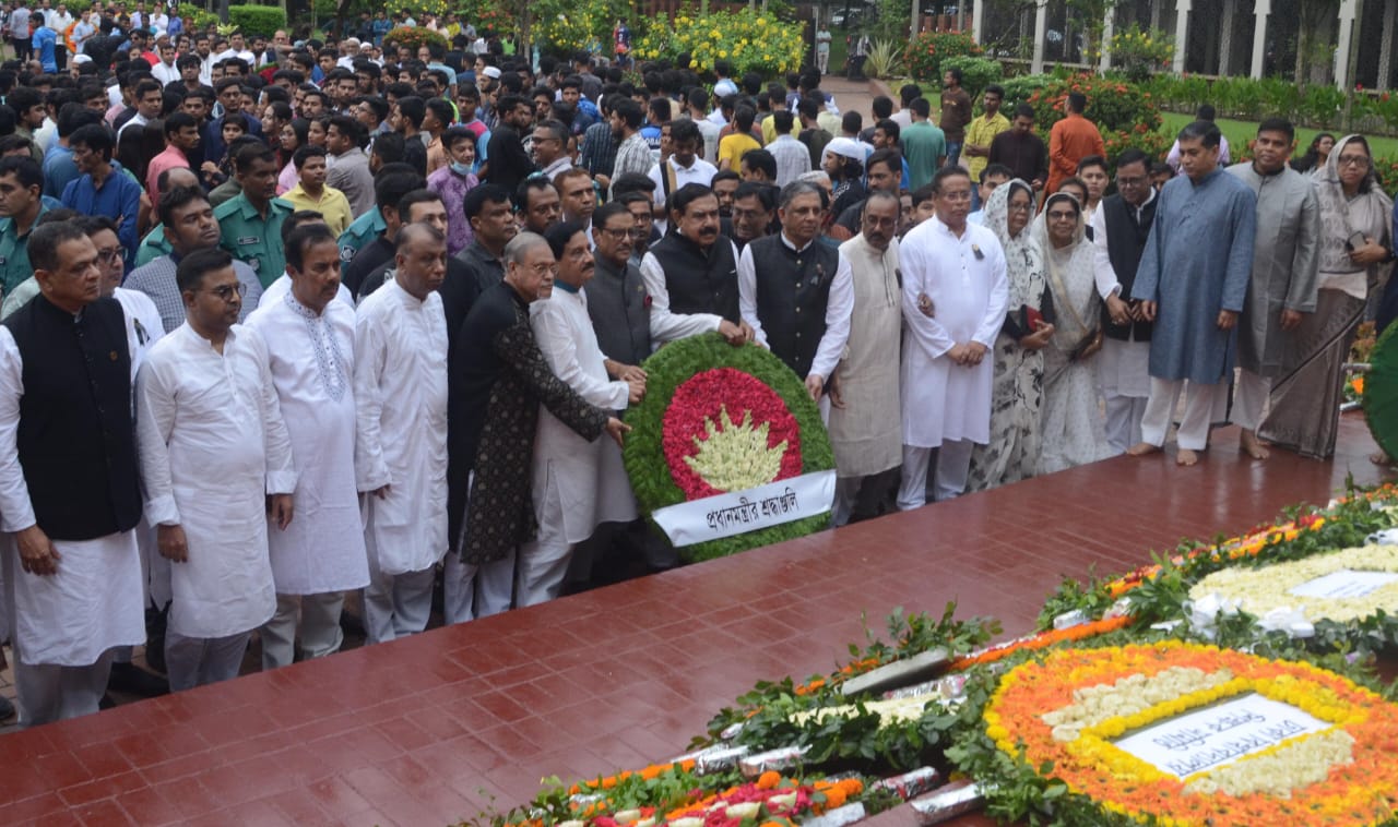 শেখ হাসিনার নেতৃত্বে সাম্প্রদায়িক বিষবৃক্ষ তুলে ফেলতে হবে