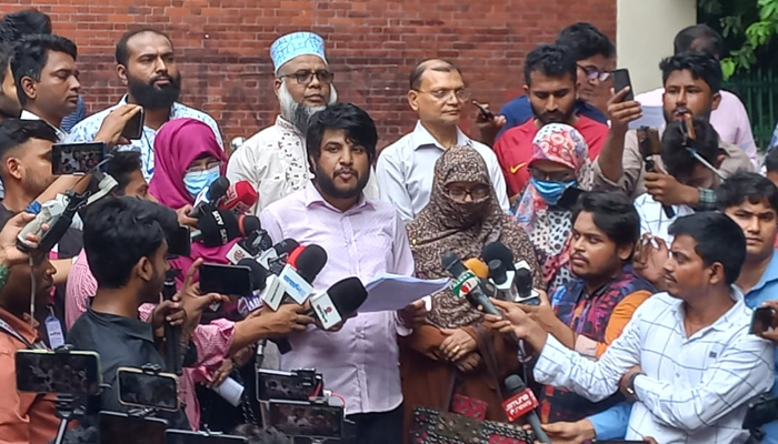 বুয়েটের শিক্ষার্থীদের কৌশলে ফাঁসানো হয়েছে