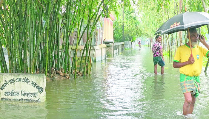 বিপৎসীমার ৪১ সেন্টিমিটার ওপরে তিস্তার পানি