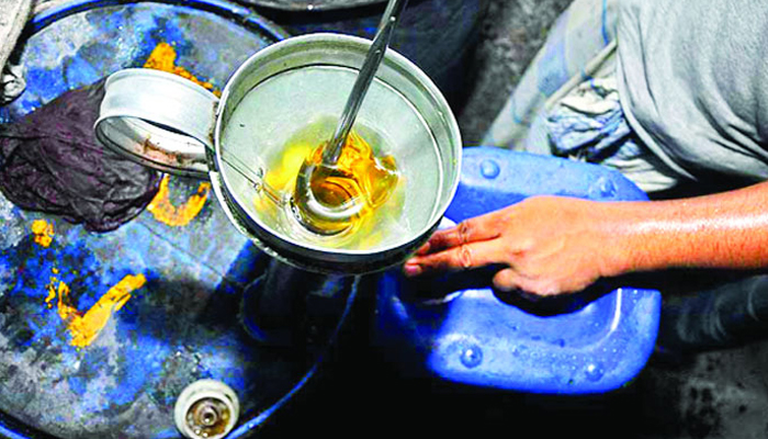 খোলা সয়াবিন তেল বিক্রির সময় ৬ মাস বাড়ল