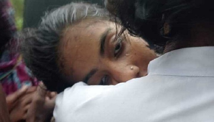 মাধবপুরে বজ্রপাতে চাচি-ভাতিজির মৃত্যু
