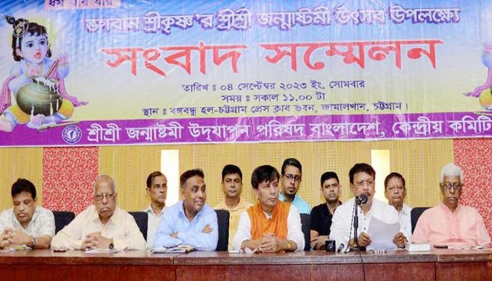 প্রতিটি জেলায় মডেল মন্দির নির্মাণ ও দুর্গাপূজায় ৪ দিনের সরকারি ছুটি দাবি