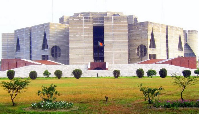 বেসরকারি বিমান সংস্থার কাছে বেবিচকের পাওনা আদায়ের সুপারিশ