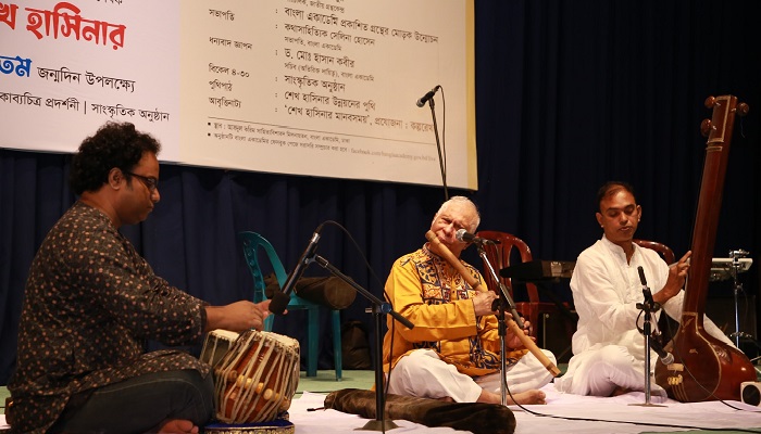গান কবিতায় শেখ হাসিনার জন্মদিন উদযাপনের দ্বিতীয় দিন