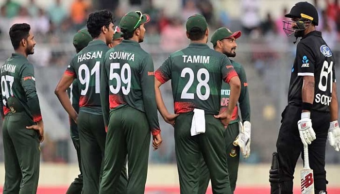 বড় ব্যবধানে নিউজিল্যান্ডের জয়