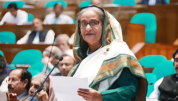 ক্ষমতায় আসব কিনা, সেটা জনগণের ওপরেই ছেড়ে দিচ্ছি