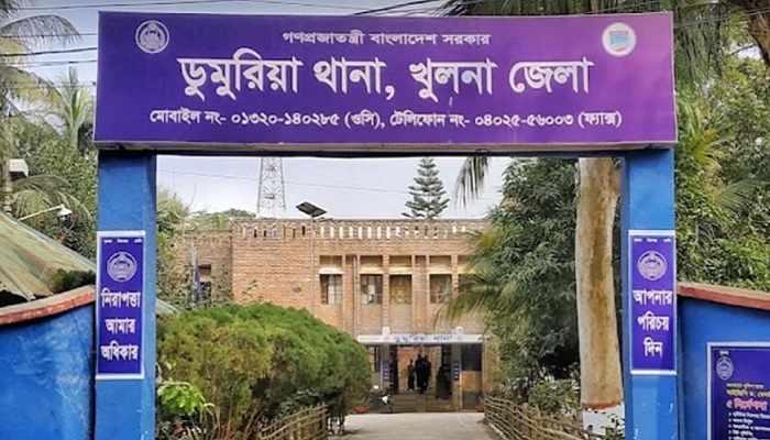 ডুমুরিয়ায় তালার ইউপি সদস্যসহ ৪ চাঁদাবাজ আটক