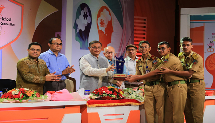 যুক্তিসংগত বিতর্ককে স্বাগত জানায় বর্তমান সরকার : তথ্যমন্ত্রী