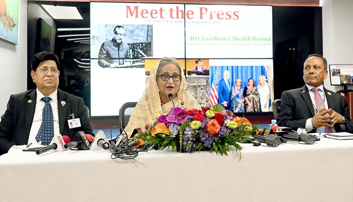 জনগণের ভোটে ক্ষমতায় এসেছি কারো দয়ায় নয় (ভিডিও)