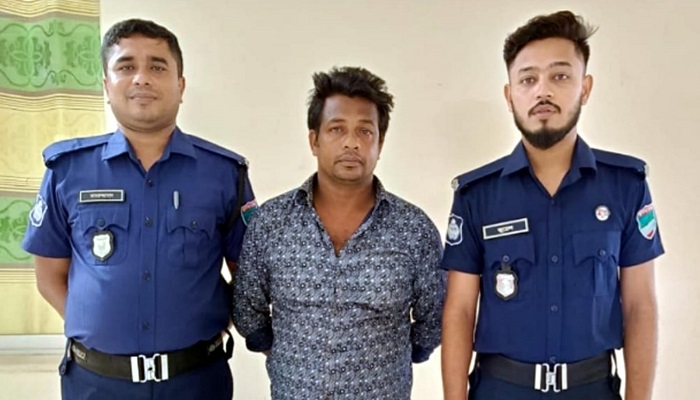 দেবহাটায় পাঁচ বছরের শিশুকে ধর্ষণের চেষ্টা, অভিযুক্ত গ্রেপ্তার