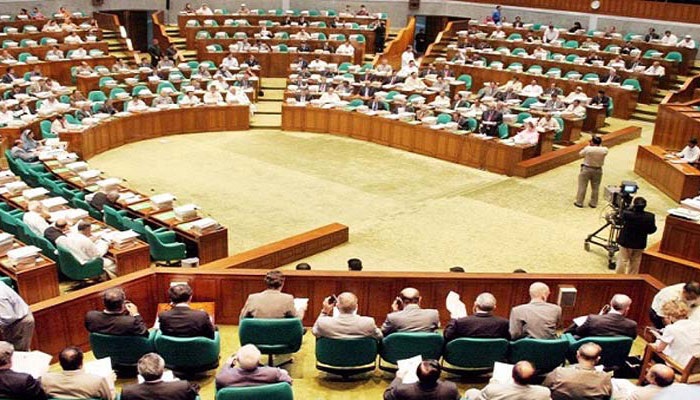 চা শ্রমিদের ছুটি বৈষম্য দুর ও গৃহকর্মীদের স্বীকৃতির দাবি