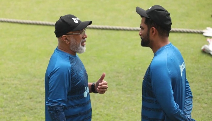 হাথুরুকে অব্যাহতি দিয়ে তামিমকে দলে নিতে লিগ্যাল নোটিশ