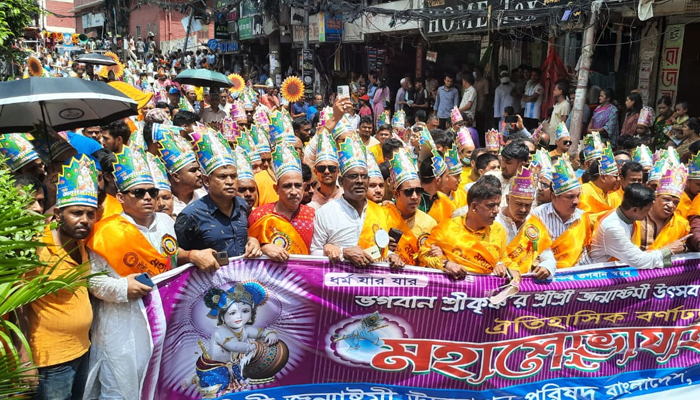 বর্ণাঢ্য আয়োজনের মধ্য দিয়ে চট্টগ্রামে ৪দিনব্যাপী জন্মাষ্টমী শুরু