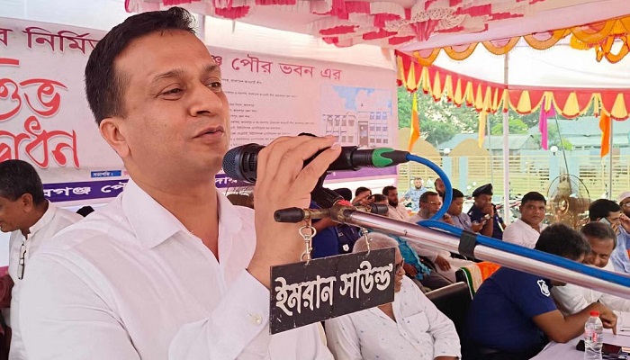 ভোট চেয়ে ভাইরাল জামালপুরের ডিসি