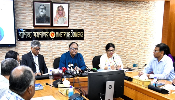 আলু, পিঁয়াজ ও ডিমের দাম নির্ধারণ করলো বাণিজ্য মন্ত্রণালয়
