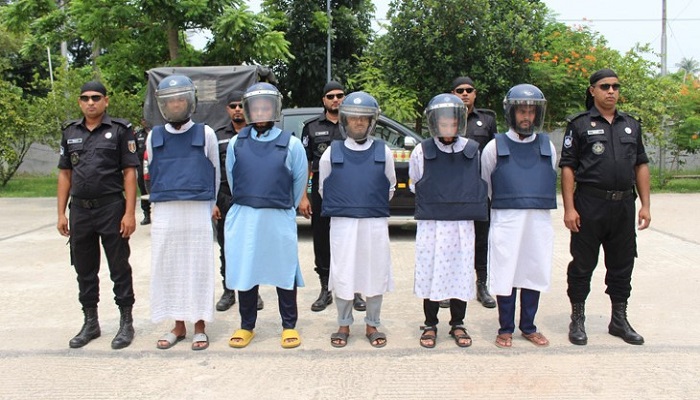 আনসার আল ইসলামের দাওয়াতি শাখার প্রধানসহ গ্রেপ্তার ৬