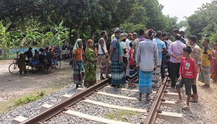 নগরকান্দায় ট্রেনের ধাক্কায় বাকপ্রতিবন্ধী নারীর মৃত্যু