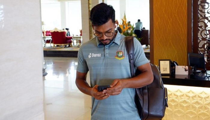 ভাঙা মন নিয়ে দেশে ফিরেছেন শান্ত